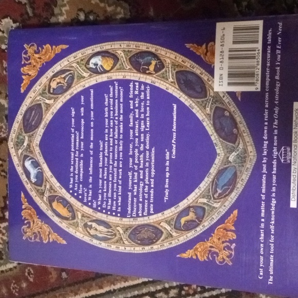 Astrology book - Picture 2 of 2